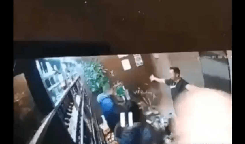 Police Officer Randomly Shoots A Man After Having Drinks With Him At The Bar