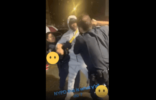 New York Police Officers Beat Up A Man After They Thought He Had Something In His Bag!