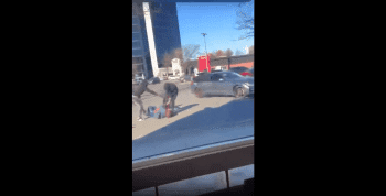 Woman Gets Robbed In Broad Daylight While People Watch From A Distance!