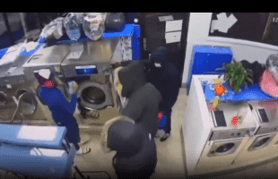 Man Gets Slumped In The Laundromat In Brooklyn New York During Robbery!