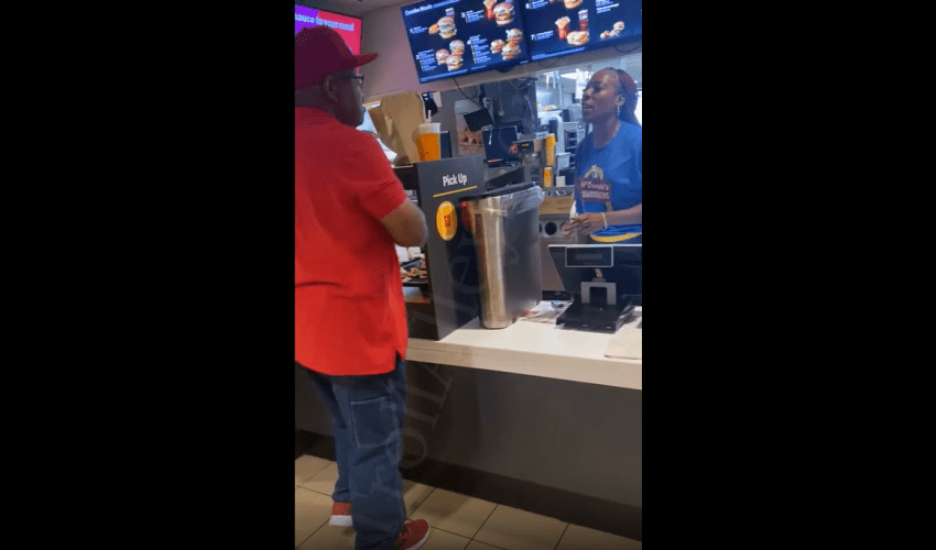 Mcdonalds Worker Disrespects OG In The Worse Way After He Tried To Get A Refund On A Mcchicken!