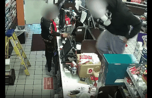 Dude Steals Over A 100 Packs Of Cigarettes At Circle K Infront Of Unbothered Employee!
