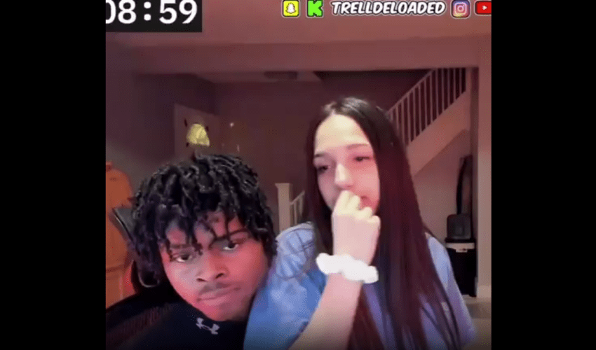 Black Girl Pulled Up After She Caught Her Boyfriend Cheating On Her With A White Girl On Live Stream!
