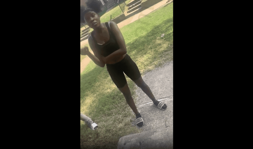 15 Year Old Girl Confronts Grown Woman And Called Her Hands After She Allegedly Hit Her During A Fade With Her Daughter