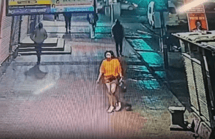 Single Woman With No Man Gets Robbed For Her Purse While Talking Home At Night