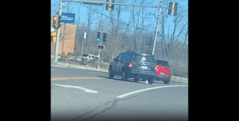 Dude Mess With The Wrong Guy In Traffic And This Happened