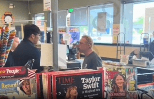 Store Employees Made This Guy Very Angry In The Grocery Store