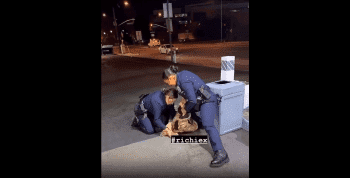 Dude Gives Commentary While Two Female Cops Had A Hard Time Arresting A Guy That Tried To Rob His Homie