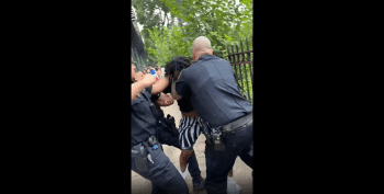 Police Gets Mad And Put Hands On A Random Black Guy For Defending Himself Against A Crime That They Tried To Accuse Him Of