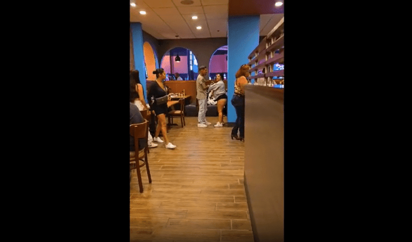 Girl Goes Insane On Her Boyfriend In Restaurant After She Caught Him With His Sidechick