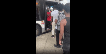 Dude Repping BD Gets Robbed In Front Of Everybody On The Bus By Two Young Boys In Chicago