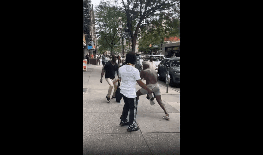 New York Man Slept A Guy With A Combat Kick