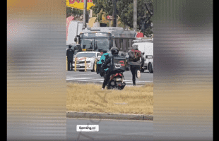 Dude Gets Chased Down In The Hood By Venezuelans People On Scooters And Gets Poked Up After He Allegedly Stole From Them