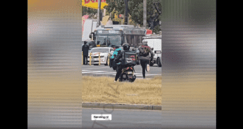 Dude Gets Chased Down In The Hood By Venezuelans People On Scooters And Gets Poked Up After He Allegedly Stole From Them