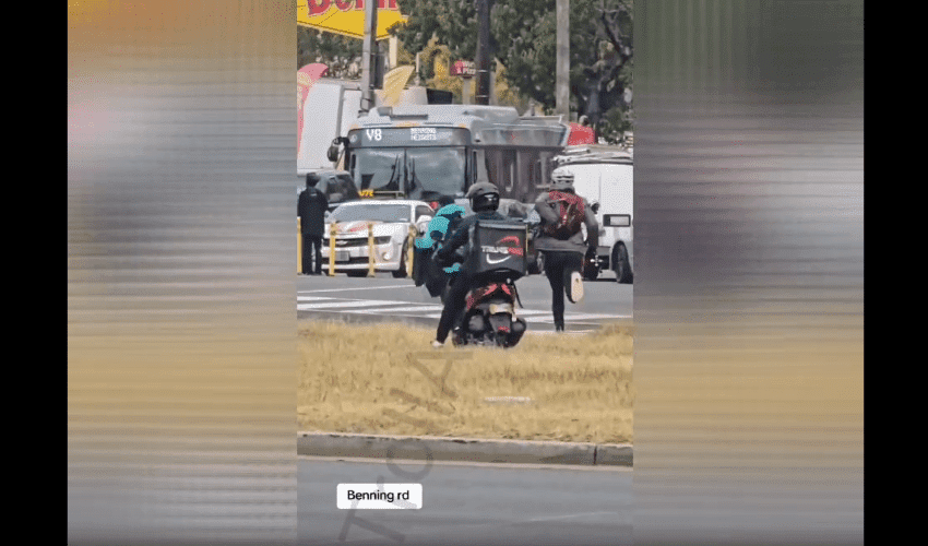 Dude Gets Chased Down In The Hood By Venezuelans People On Scooters And Gets Poked Up After He Allegedly Stole From Them