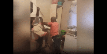 Married Couple Gets Into A Fight In Front Of Their Family And Nobody Broke It Up