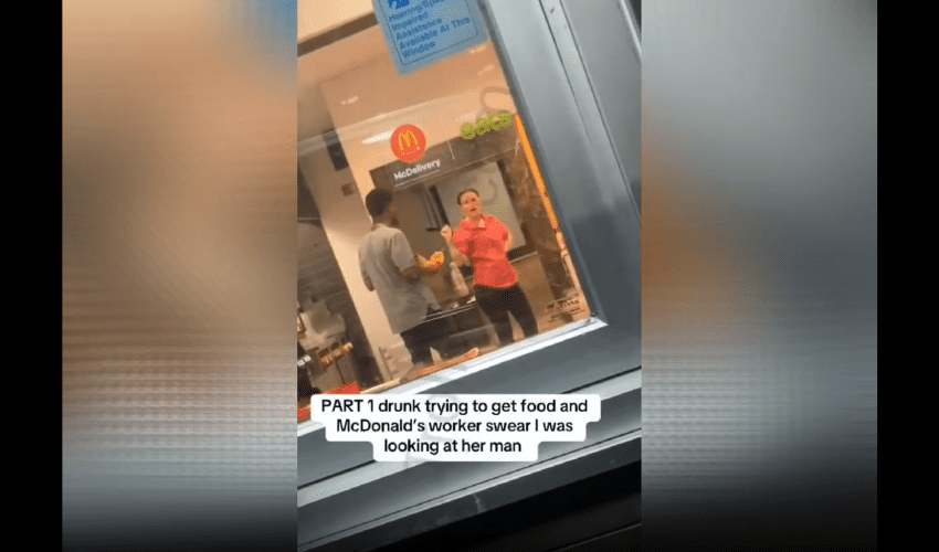 Two Drunk Girls Get Old Bye After A Mcdonalds Worker Got Mad Because They Were Looking At Her Man