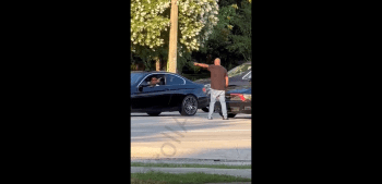 Dude Hopped Out The Car On The Wrong Driver That Was Strapped In Traffic!