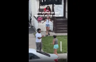 Girl Pulled Up But Her Brother Wasn’t Going For It!