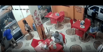 Dude Continues To Eat While Restaurant Was Getting Robbed!