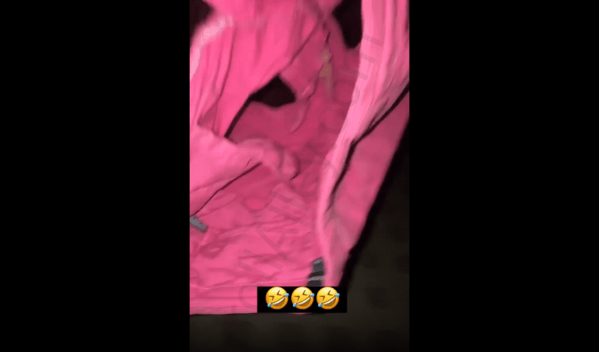 Dude Gets Mad And Expose A Girl Pants After Her Boyfriend Tried To Check Him About Messing Around With Her!