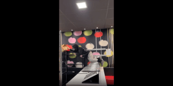 Dude Caught On Camera Stealing A Doordash Order At Mcdonalds!