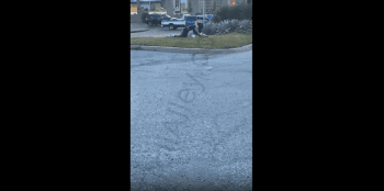 Dude Caught Clapping Some Buns On The Side Of The Road!