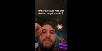 Dude Makes His Tinder Date Split The Bill After Asking Her Out For Dinner!