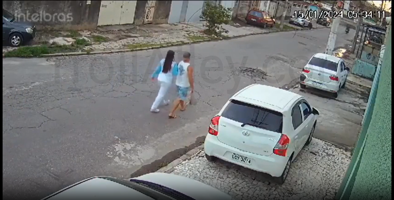 Two Thieves Picked The Wrong Couple To Rob Trollalley