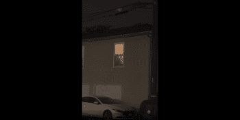 People Cheers On A Guy Thru A Window After They Caught Him Taking Somebody To Poundtown