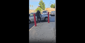 Woman Screams Her Baby In The Car After Hood Security Guard Shot At The Car After She Was Caught Stealing!