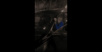 Two Alleged Homies Gets Into A Misunderstanding Like Lovers In Traffic!