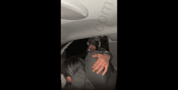 Dude Gets Mad And Snatched All The Kids Out Car After His Babymother Wouldn’t Let Him See His Daughter!