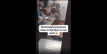 Mcdonalds Employee Hides From Hungry Customer At Drive Thru Because She Didn’t Want To Work!