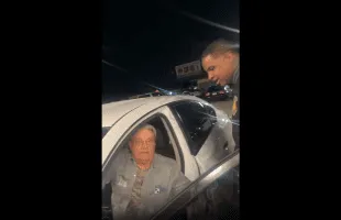 Dude Gets Mad After He Caught A Random Drunk White Boy In His Car Drinking His Beer And Stealing His Money!