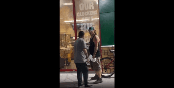 Left Him Leaking: American White Guy Violates A American Mexican Man After He Tried Demand Him To Give His Bike Back