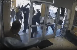 Smash And Grab In America Looks Like A Third World Country!