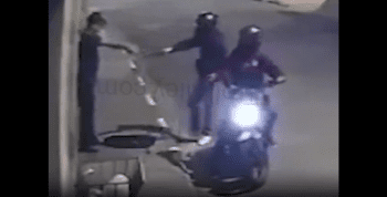 16 Year Old Boy Tried To Rob A Grown Man While He Was Leaving Work And This How It Ended