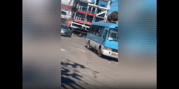 Bro Did This In Broad Daylight Where Traffic Was Coming