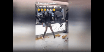 Team Work?? Mcdonalds Manager And Employees Return The Same Energy After Rude Customers Threw Something At Them