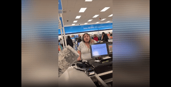 She Dont Care About Her Job: Employee Calls Customer Hands While On The Job For Being Rude