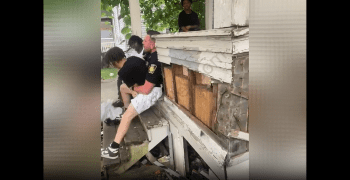 Police Had A Difficult Time Detaining A Minor Because He Was Too Strong