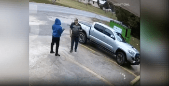 Robbery Turns Into A Even Bigger Crime After Dude Started Reaching