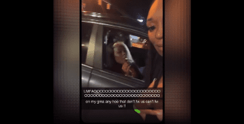 Woman Smile Turn Into Fear Real Quick, After A Young Girl Pulled Out A Blick And Used It After She Tried To Start Drama With Her