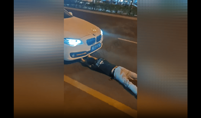 Chinese Road Rage Hit Different!