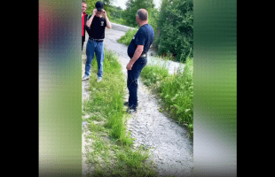 Old Man Took A Long Time To Fall After He Tried To Eat A Jab