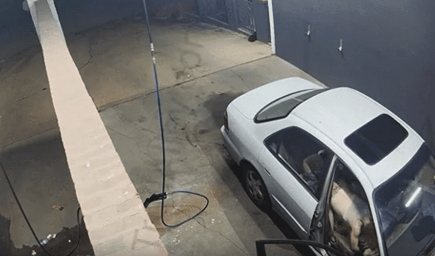 Couple At Carwash Gets Caught On Camera Doing The Unthinkable