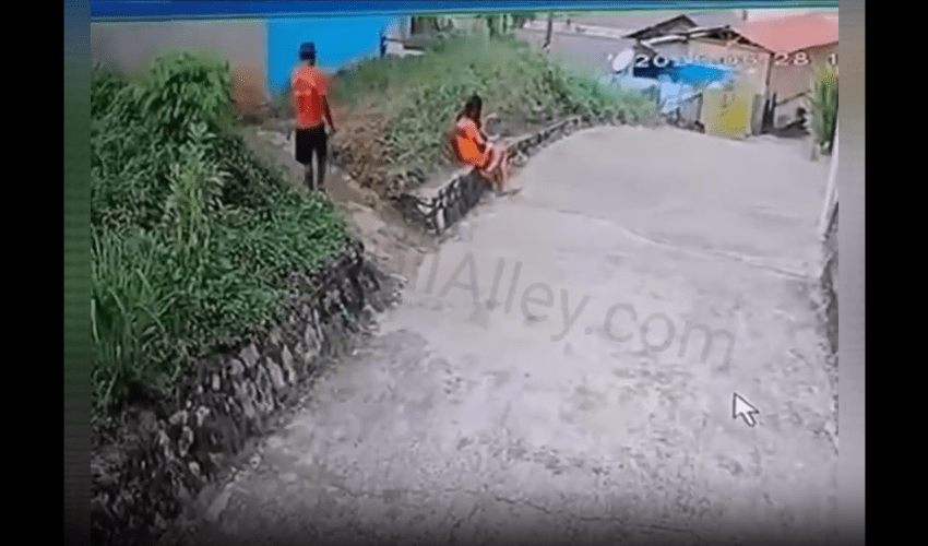 Dude Caught Trying To gRape A Woman While She Was With Her Child