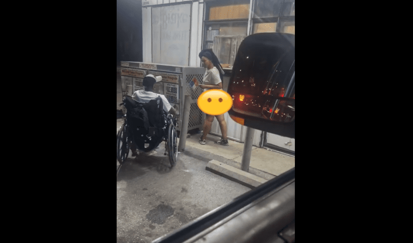 Woman Had Her Whole Cheeks Out During A Store Run And She Didn’t Care Who Was Looking