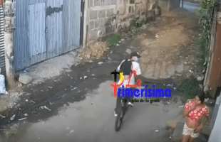 Creep Seen A Baddie And Doubled Back Just To  Touch Her Cheeks Without Her Consent